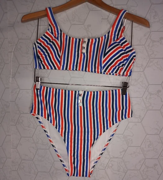 Xhilaration Juniors' Ribbed Bralette Bikini set - Picture 4 of 13